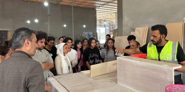  جامعة مصر للمعلوماتية: زيارات تعليمية لأكبر معارض الأثاث لربط دراساتنا الأكاديمية بالصناعة