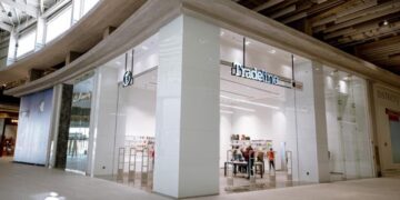 تريدلاين : خفض أسعار آيفون iPhone 17 استجابة لرغبة العملاء