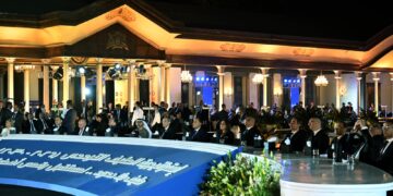 وزارة الاتصالات: إتاحة 410 ميجاهرتز جديدة لشركات المحمول بقيمة 3.5 مليار دولارذ