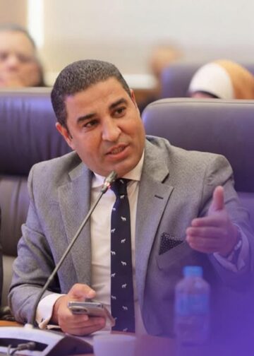 مصطفى ثابت: الإغتيال الرقمي تؤدي لتشكيل وعي جمعي هش يفتقد التحقق