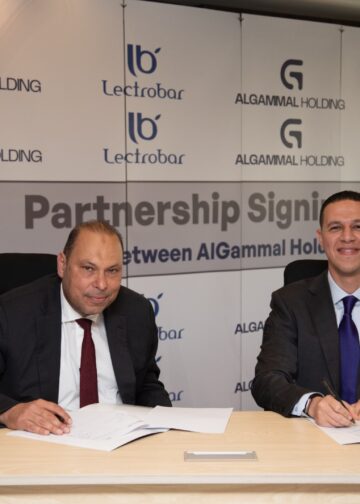 الجمال القابضة ولكتروبار توقعان شراكة استراتيجية لتطوير حلول مبتكرة في مجال الطاقة الكهربائية