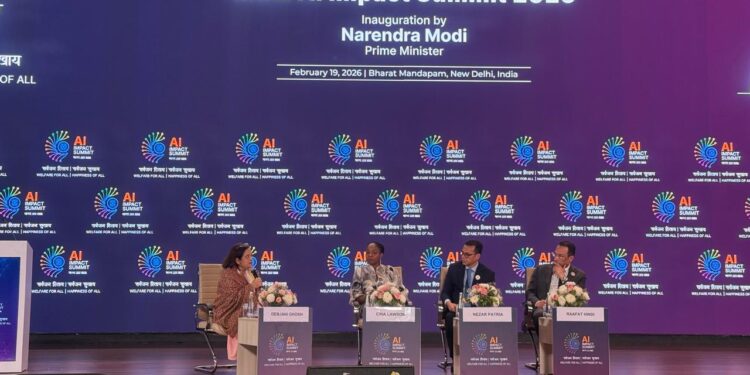 وزير الاتصالات : نعمل على توظيف تطبيقات الذكاء الاصطناعي لتحسين جودة الخدمات العامة