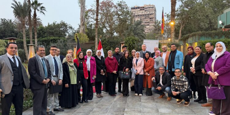 سفير ألمانيا بمصر يكرم الفائزين في مسابقة منتدى القاهرة للتغير المناخي للصحافة