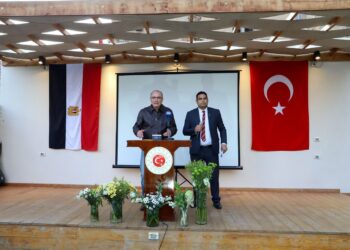 سفير تركيا بالقاهرة: أتمنى أن تتحد البشرية جمعاء حول السلام