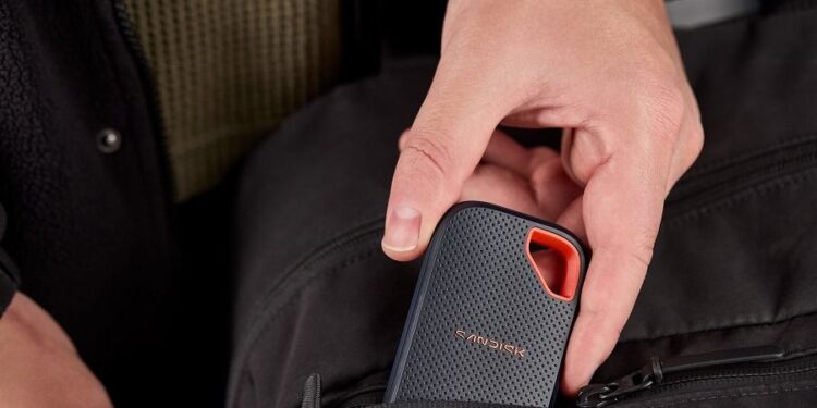 SanDisk تكشف عن الجيل الجديد من محركات أقراص SSD المحمولة.. تفاصيل