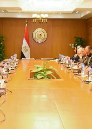 الاتصالات تمد إعفاء الهاتف المحمول للمصريين بالخارج إلى 120 يوماً اعتبارا من 1 أبريل