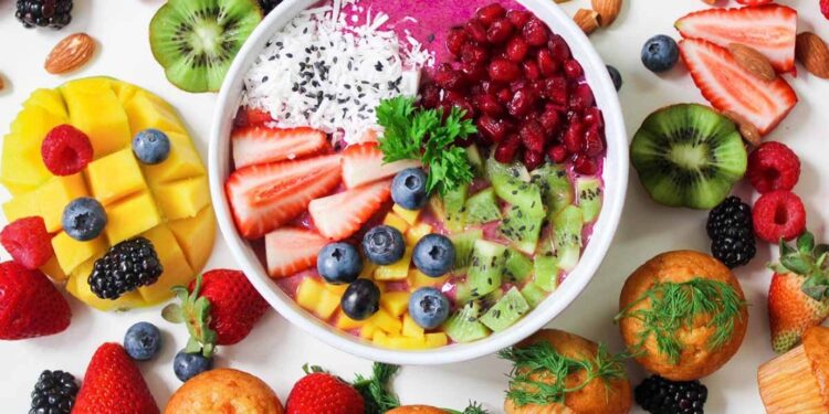 كيف يحافظ رجال الأعمال على وزنهم المثالي خلال شهر رمضان.. تهديدات من ارتفاع الدهون