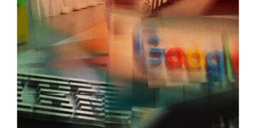 إيران تهدد مقرات شركات التكنولوجيا الأمريكية في الخليج: “بنية تحتية العدو” تحت النار