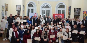 المركز الثقافي الروسي يستضيف معرضا فنيا يضم 100 عمل إبداعي للطلاب تعكس الصداقة المصرية الروسية