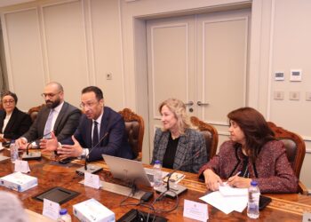 الاتصالات تدعم التعليم العالي بخطة إنشاء أودية التكنولوجيا Technology park داخل الجامعات لتعزيز الابتكار وربط البحث العلمي بالصناعة