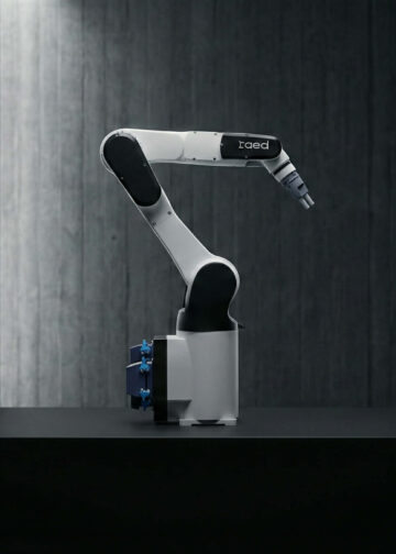 رائد بوتس تقود ثورة الذكاء الاصطناعي.. أول مصنع للروبوتات الصناعية في مصر والشرق الأوسط