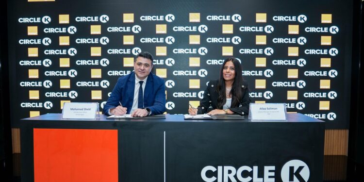 اورنچ مصر تقدم خدمات الاتصالات والإنترنت بـ 200 فرع لسيركل Circle K