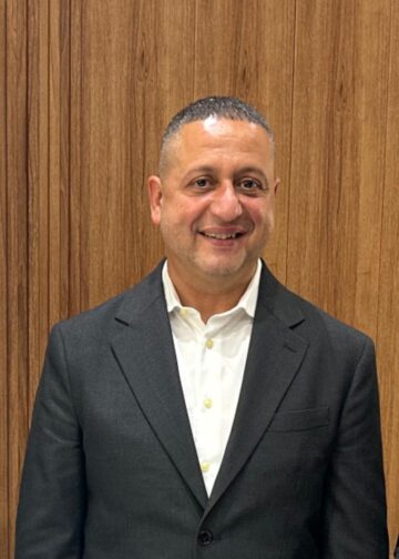 «جون جرجيس» يكشف تأثير ارتفاع سعر الدولار على خدمات التعهيد في مصر