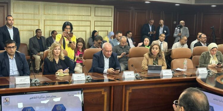 مستشار وزير الاتصالات: زيادة أعداد المتدربات بمبادرة قدوة تك في بني سويف