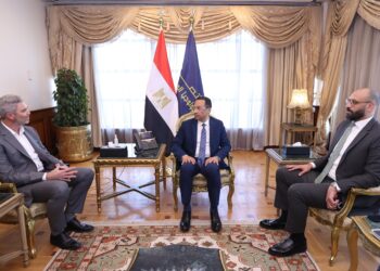 الاتصالات: تعزيز الاستثمارات في الحوسبة السحابية ومراكز البيانات عبر مناخ متكامل