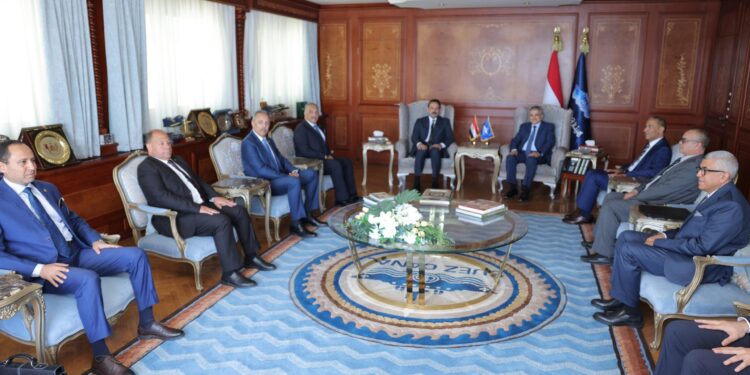 شراكة استراتيجية بين هيئة قناة السويس وجهاز مستقبل مصر لتطوير البحيرات المصرية