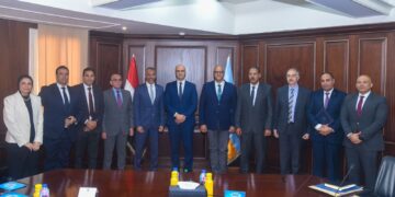 جهاز الاتصالات يتعاون مع محافظة الإسكندرية لتطوير خدمات المحمول والإنترنت