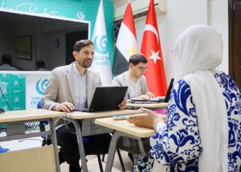انطلاق مقابلات المرشحين لبرنامج المنح التركية بالقاهرة للعام الأكاديمي 2026–2027