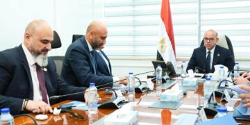 وزير الاستثمار يبحث مع قيادات دي بي ورلد فرص التوسع في مراكز التوزيع وتعزيز التكامل التجاري مع الأسواق الإفريقية