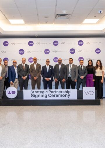 المصرية للاتصالات وي تمد مشروعات “VIE Communities” بتكنولوجيا البنية التحتية الرقمية