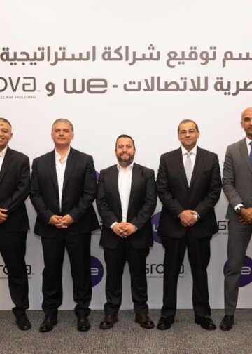  المصرية للاتصالات WE تمد جروفا للتطوير العقاري بحلول البنية التحتية الرقمية
