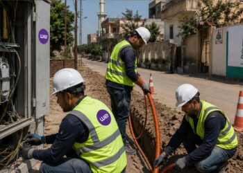 المصرية للاتصالات: توصيل 5 ملايين خط ألياف ضوئية بمبادرة حياة كريمة