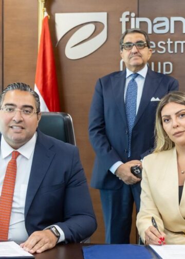 تعاون «إي أسواق مصر» و«جرين مي» لتعزيز التمويل الأخضر والتحول نحو الطاقة المتجددة