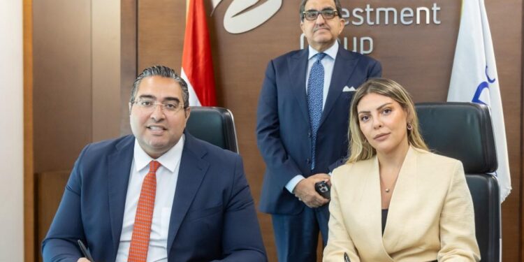 تعاون «إي أسواق مصر» و«جرين مي» لتعزيز التمويل الأخضر والتحول نحو الطاقة المتجددة