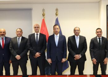 الاتصالات تطلق خدمتي “اطمن” و”اطمن على الآخر” لتوفير إنترنت آمن للأطفال عبر شبكات المحمول