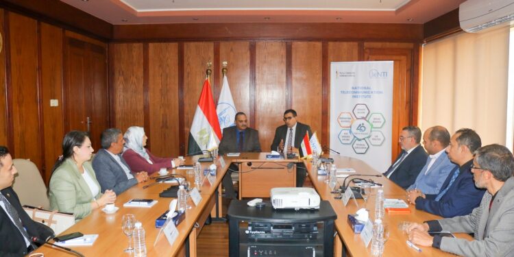 تعاون المعهد القومي للاتصالات وجامعة بنها الأهلية لبناء القدرات الرقمية لطلاب ودعم البحث العلمي والابتكار