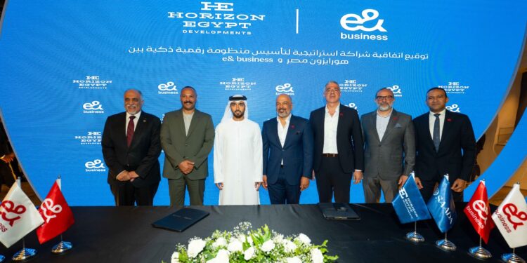 تعاون e& Business وهورايزون لتأسيس منظومة رقمية في مشروع سعادة القاهرة الجديدة