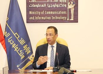 الاتصالات: لن نسمح بأي ممارسات تخالف قواعد تسجيل خطوط المحمول