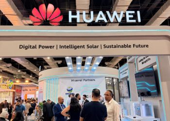 هواوي شريك للحكومة المصرية في تبني الطاقة المتجددة وتمكين الشركات من تحقيق الاستدامة على المدى الطويل