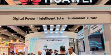 هواوي شريك للحكومة المصرية في تبني الطاقة المتجددة وتمكين الشركات من تحقيق الاستدامة على المدى الطويل