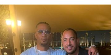 محمد رمضان يوثق نجاحاته في صيف 2026 بصورة مع محمد الدهشوري مع تحقيق« حبيبي انا من غيرك» 14 مليون مشاهدة