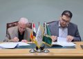 مركز الحوار ومركز استشارات وبحوث التنمية والتخطيط التكنولوجي بجامعة القاهرة يوقعان مذكرة تفاهم