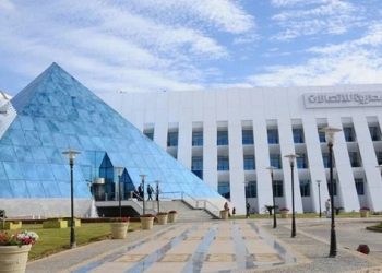 أعلنت الشركة المصرية للاتصالات WE عن الانتهاء بنجاح من إجراء اختبارات الجاهزية الفنية لاستخدام النطاق الترددي 3.5 جيجا هرتز على شبكتها وبعد التنسيق