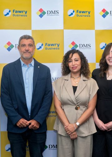 تعاون فوري وDMS لربط أنظمة إدارة العمليات ونقاط البيع مباشرةً لإتمام المعاملات وتحديث بيانات الدفع تلقائيًا