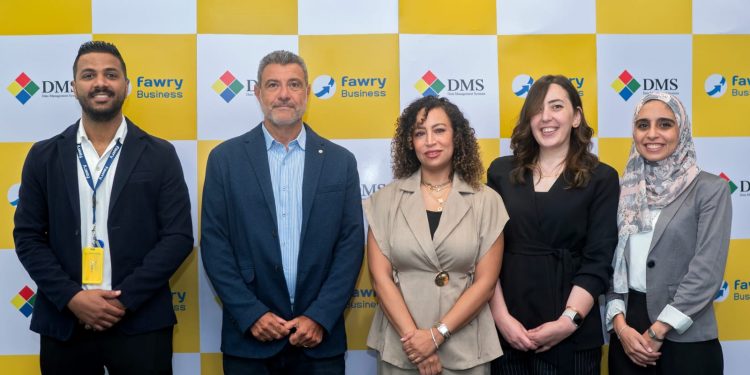 تعاون فوري وDMS لربط أنظمة إدارة العمليات ونقاط البيع مباشرةً لإتمام المعاملات وتحديث بيانات الدفع تلقائيًا