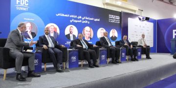 أيمن البياع يعرض رؤية “تحديث الصناعة” لدمج الذكاء الاصطناعي وتأمين المصانع سيبرانياً