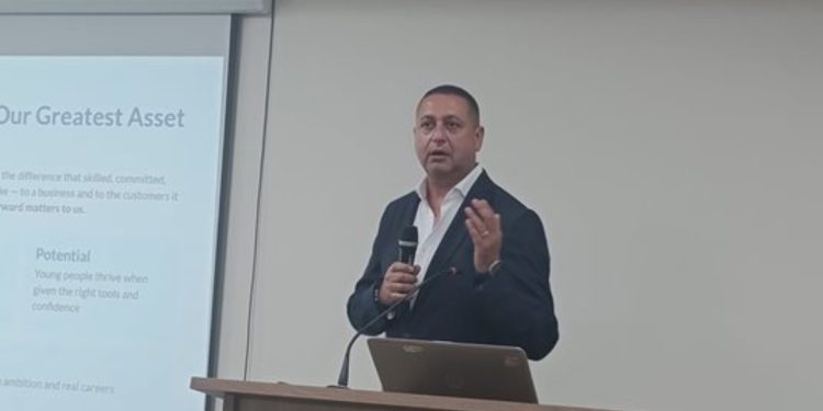 أورا كوميونيكيشن تطلق مبادرة «Next Step» ضمن ملتقى Future Forward لدعم روّاد الأعمال
