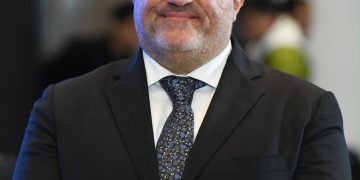 تعاون أورنچ وهواوي لتطبيق أول تقنية من نوعها عالمياً لإلغاء التداخل الترددي (CCIC) على شبكات الميكروويف
